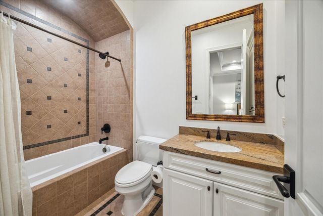 5303 Grand Lake Street, Bellaire, TX 77401