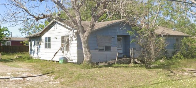 1009 Don Patricio Road, Corpus Christi, TX 78418