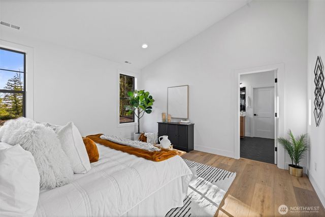 25716 99th Avenue E, Graham, WA 98338