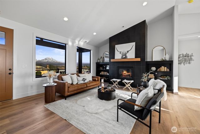 25716 99th Avenue E, Graham, WA 98338