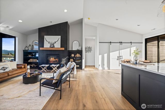 25716 99th Avenue E, Graham, WA 98338