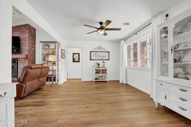 326 S Belvedere Drive, Hampstead, NC 28443