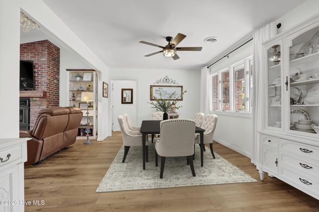 326 S Belvedere Drive, Hampstead, NC 28443