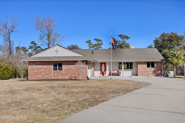 326 S Belvedere Drive, Hampstead, NC 28443