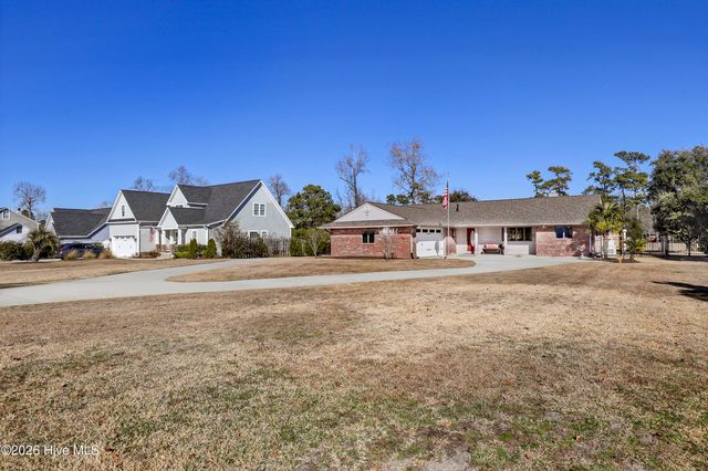326 S Belvedere Drive, Hampstead, NC 28443