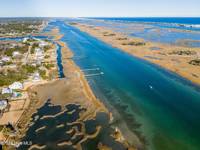 326 S Belvedere Drive, Hampstead, NC 28443