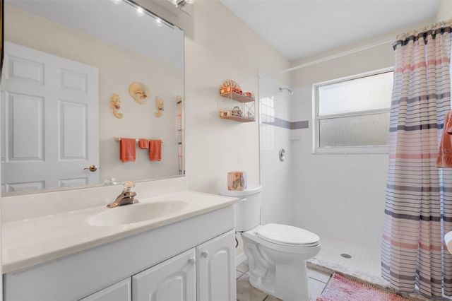 6404 68TH DRIVE E, Palmetto, FL 34221