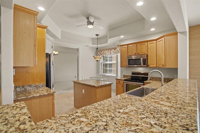 26207 AVENIDA LAS COLINAS, Howey In The Hills, FL 34737