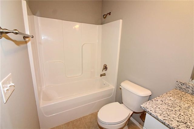 5003 SW Fieldstone Boulevard 1&2, Bentonville, AR 72712