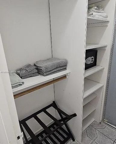 100 Lincoln Rd 616, Miami Beach, FL 33139