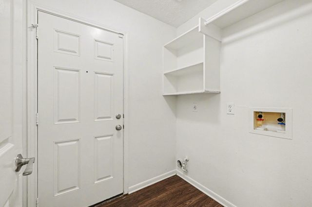 15923 Mission Glen Drive, Houston, TX 77083