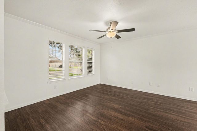 15923 Mission Glen Drive, Houston, TX 77083