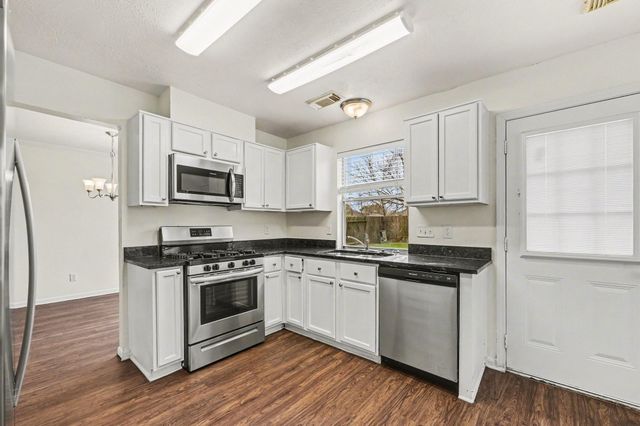 15923 Mission Glen Drive, Houston, TX 77083