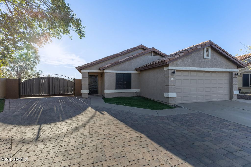 2622 S ARIZONA Road, Apache Junction, AZ 85119