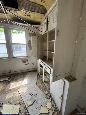 12052 American Street, Detroit, MI 48204