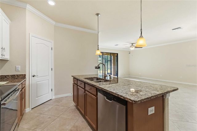 7156 MARSH VIEW TERRACE, Bradenton, FL 34212