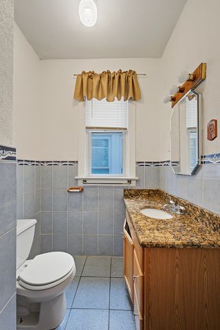 9860 S Avenue H, Chicago, IL 60617