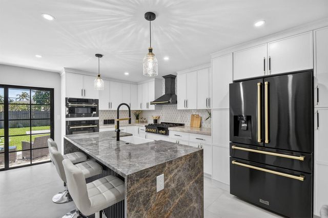 308 Greymon Drive, West Palm Beach, FL 33405