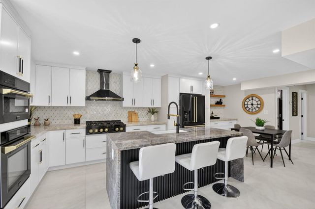 308 Greymon Drive, West Palm Beach, FL 33405