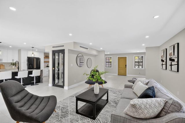 308 Greymon Drive, West Palm Beach, FL 33405