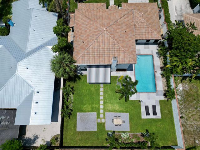 308 Greymon Drive, West Palm Beach, FL 33405