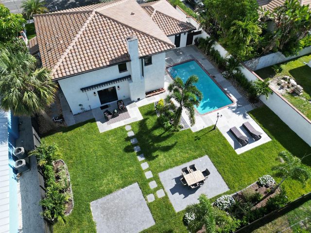 308 Greymon Drive, West Palm Beach, FL 33405