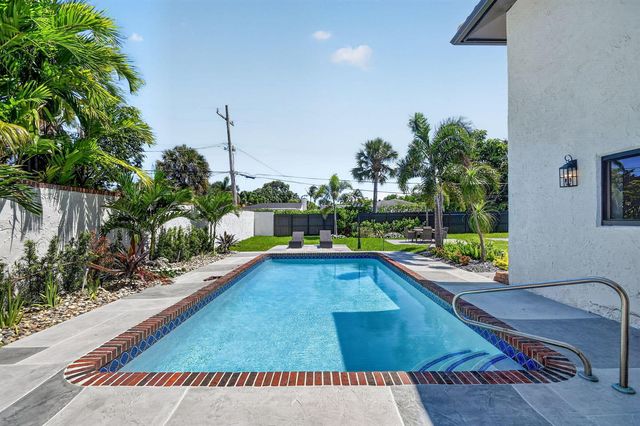 308 Greymon Drive, West Palm Beach, FL 33405