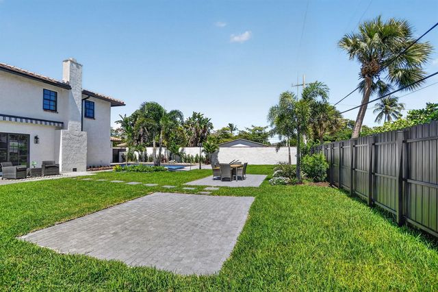 308 Greymon Drive, West Palm Beach, FL 33405