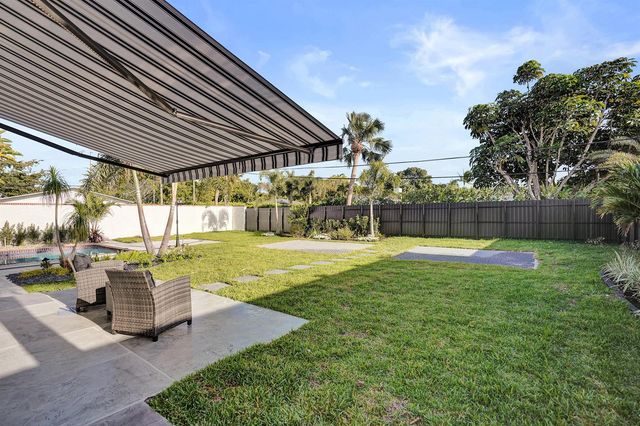 308 Greymon Drive, West Palm Beach, FL 33405