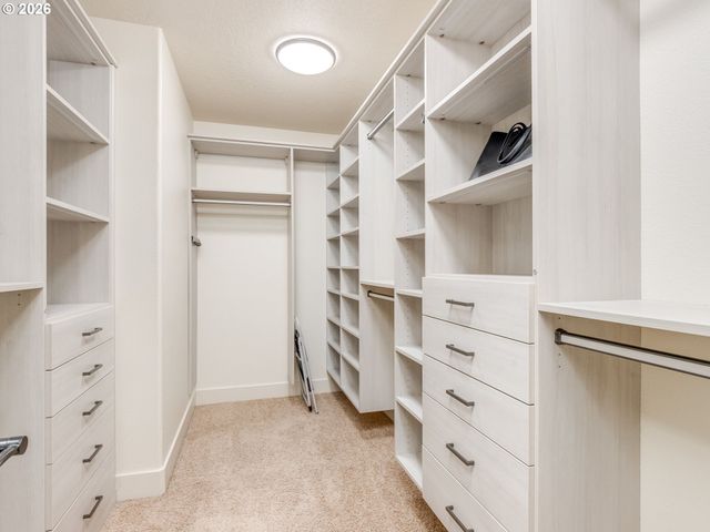 16848 Nw STALDER Ln, Portland, OR 97229