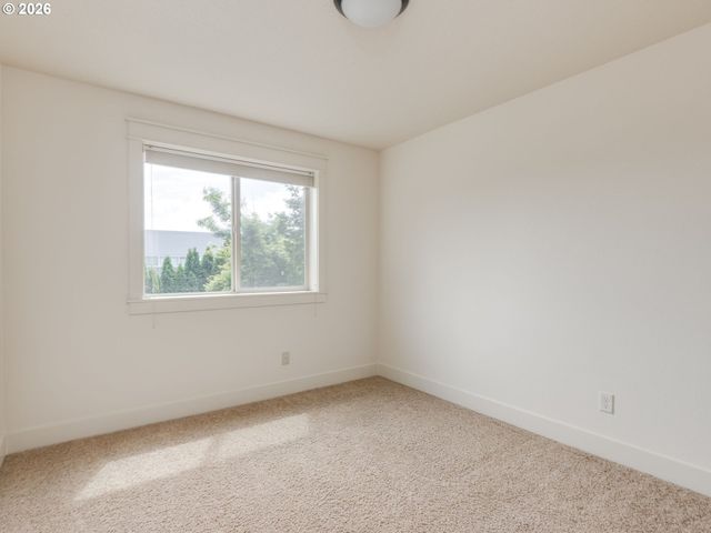 16848 Nw STALDER Ln, Portland, OR 97229