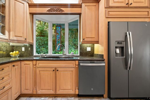 7034 Scotts Valley Drive, Scotts Valley, CA 95066