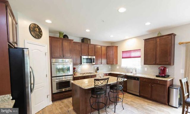 6906 LENAPE CT, Brandywine, MD 20613