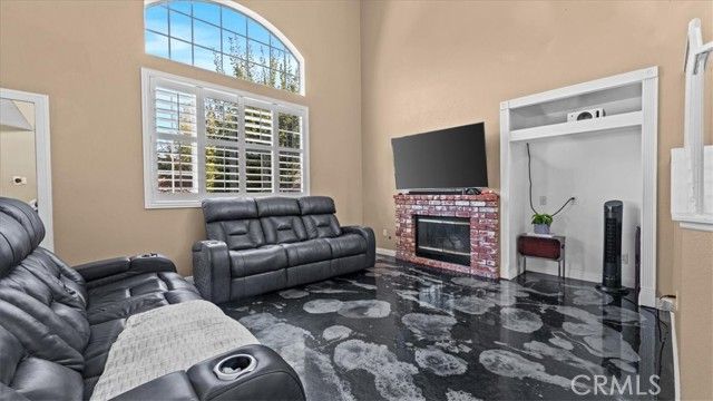 14998 Mustang lane, Fontana, CA 92336