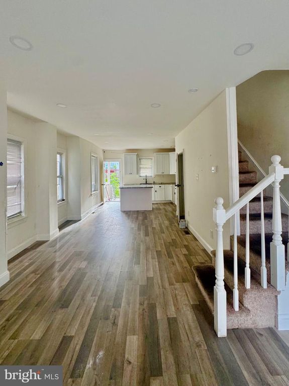 110 HILLSIDE AVE, DARBY, PA 19023 — photo 2