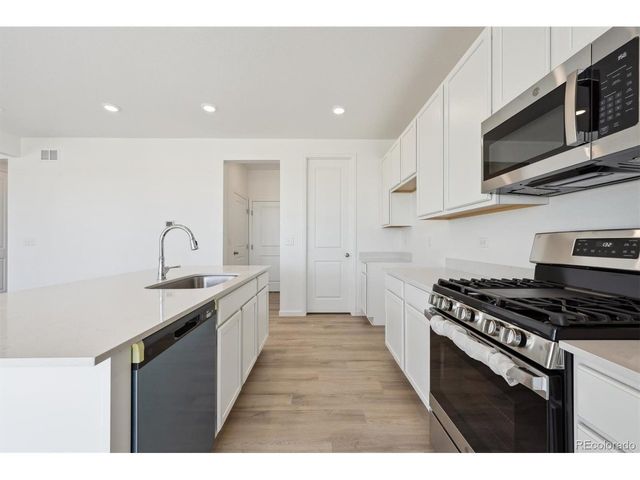 313 W Owen Ave, Keenesburg, CO 80643