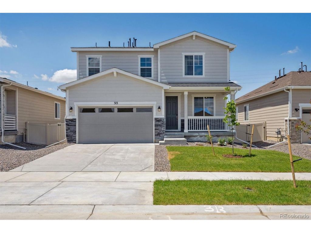 313 W Owen Ave, Keenesburg, CO 80643