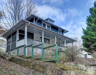 100 Washington Road, Asheville, NC 28801