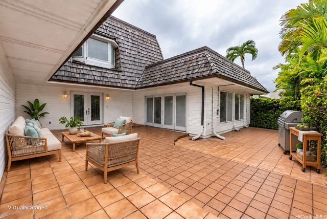 824 N Kalaheo Avenue A, Kailua, HI 96734
