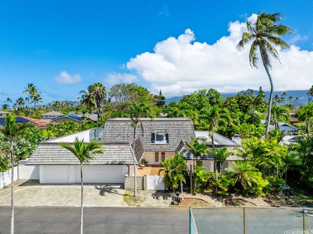 824 N Kalaheo Avenue A, Kailua, HI 96734
