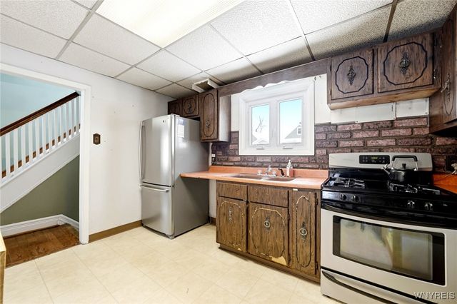 62 Chadduck Avenue, Buffalo, NY 14207