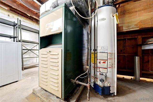 62 Chadduck Avenue, Buffalo, NY 14207