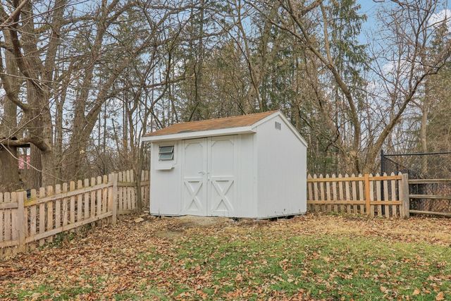 1087 Camillia Place, Fox River Grove, IL 60021