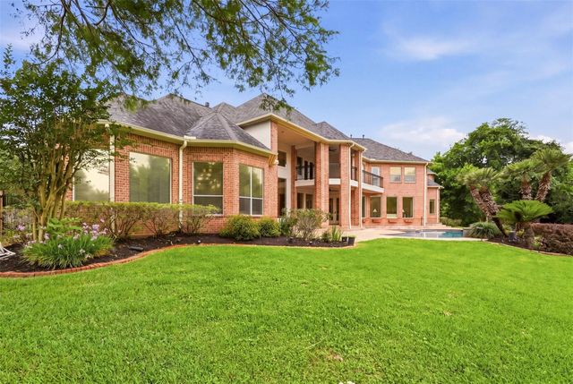 5002 Regency Drive, Sugar Land, TX 77479