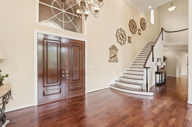 5002 Regency Drive, Sugar Land, TX 77479