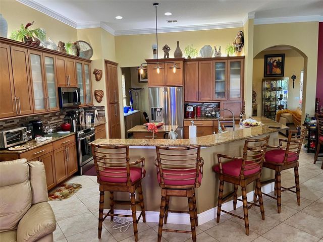 184 CREPE MYRTLE DRIVE, Groveland, FL 34736