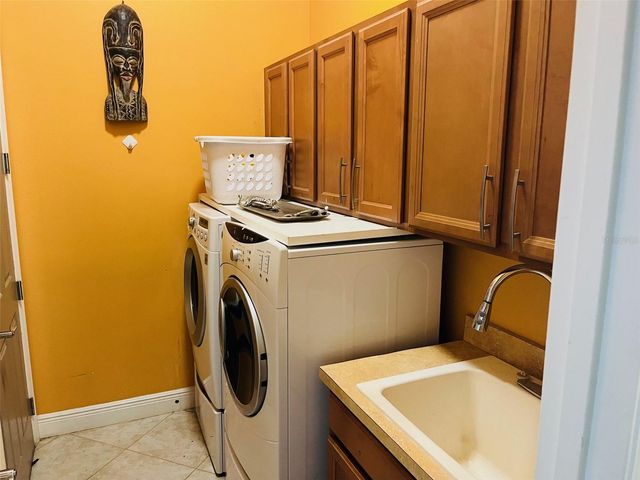 184 CREPE MYRTLE DRIVE, Groveland, FL 34736