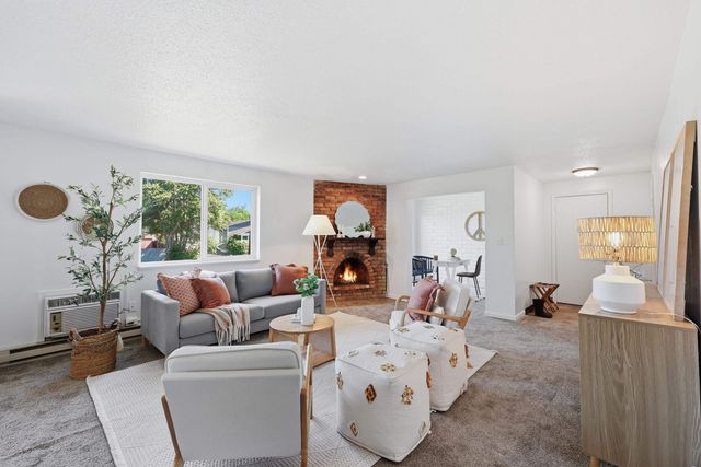 1716 N Pettet Dr, Spokane, WA 99205
