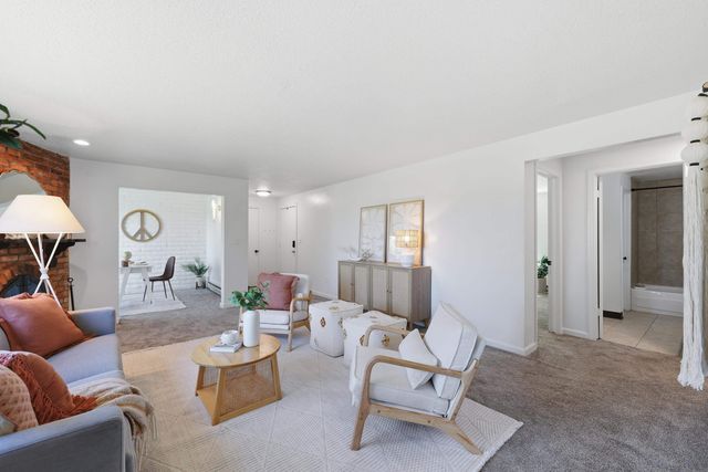 1716 N Pettet Dr, Spokane, WA 99205