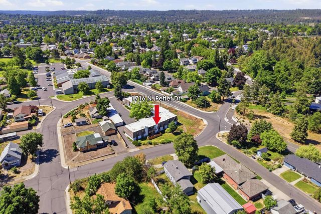 1716 N Pettet Dr, Spokane, WA 99205
